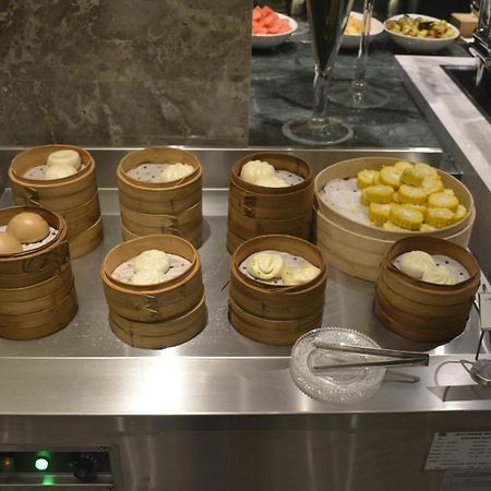 Vienna International Hotel - Expo Branch Shanghai Bagian luar foto