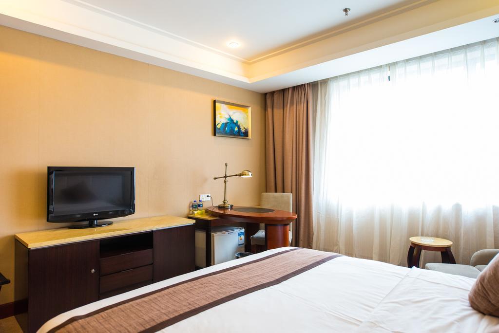 Vienna International Hotel - Expo Branch Shanghai Bagian luar foto