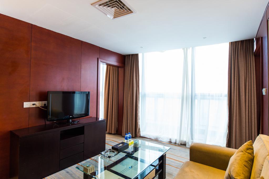 Vienna International Hotel - Expo Branch Shanghai Bagian luar foto