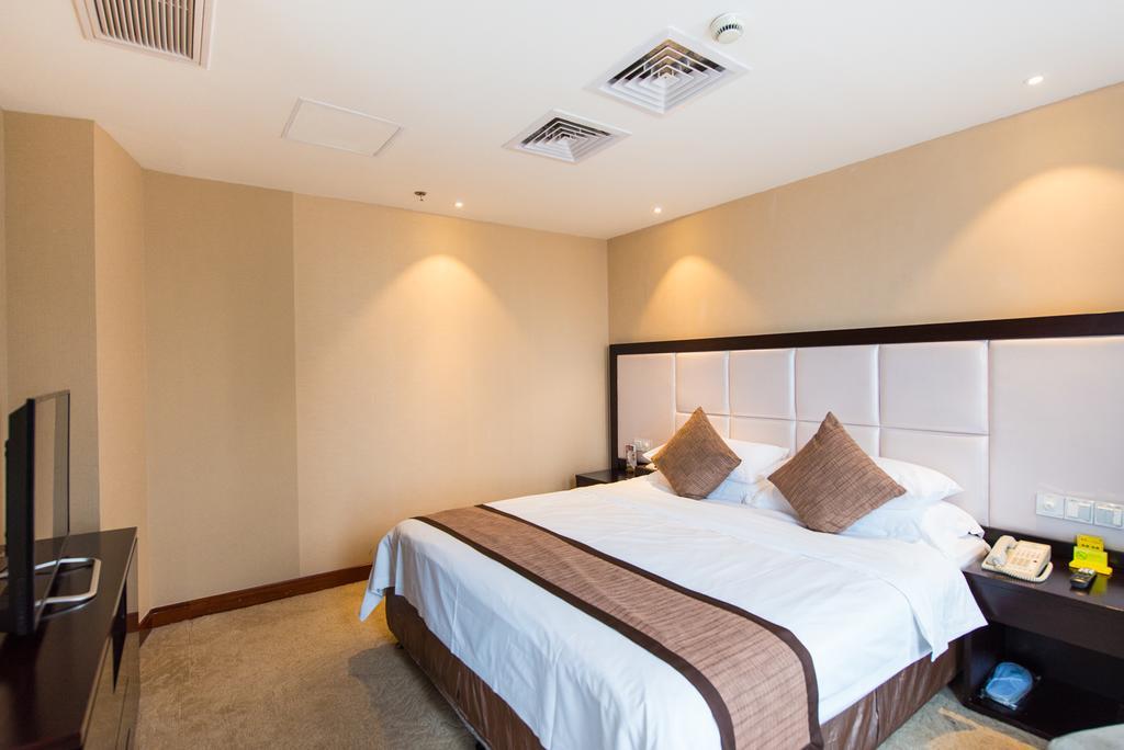 Vienna International Hotel - Expo Branch Shanghai Bagian luar foto
